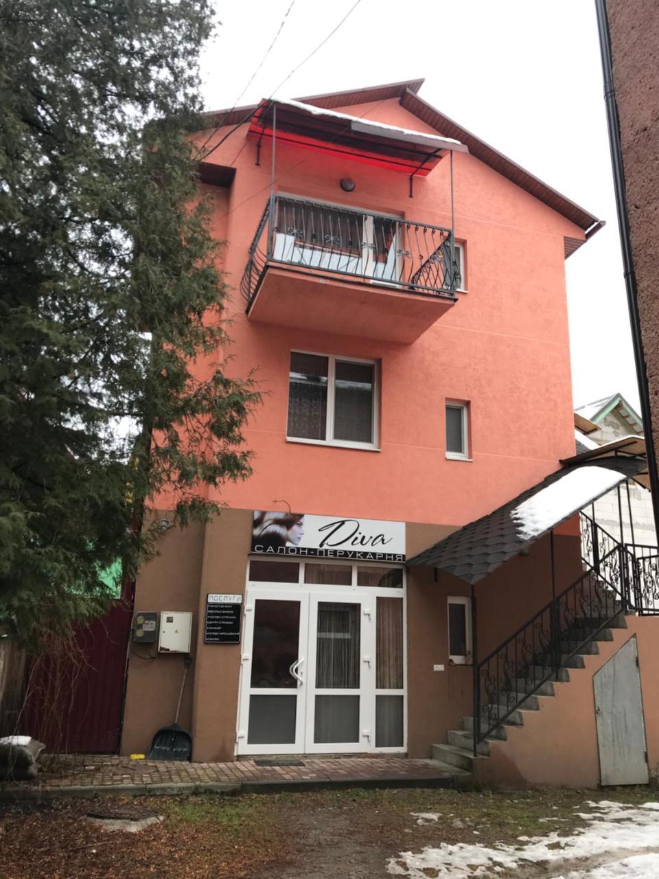 Zatishok Guest House Rachiv Exteriör bild